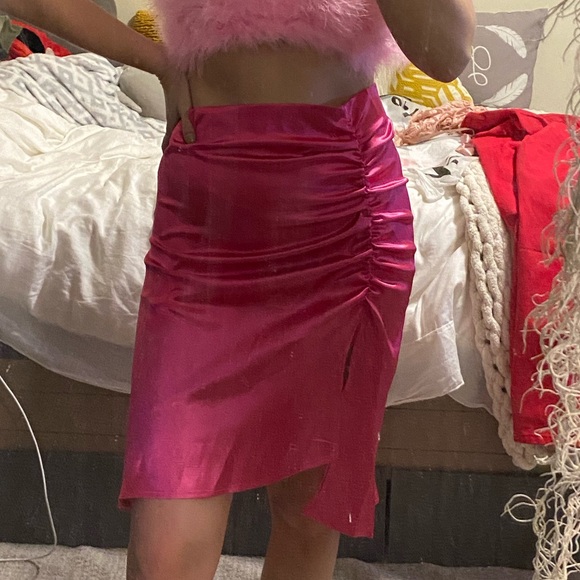 NWOT Shein Hot Pink Satin Midi Skirt - Picture 4 of 9
